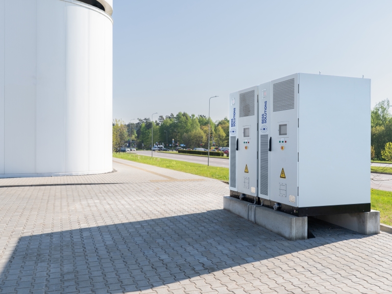 Battery energy storage solution near office building